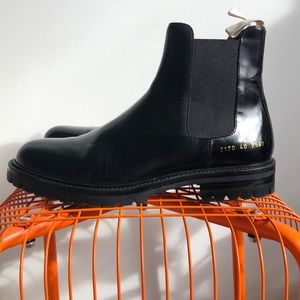 Common Projects lug sole Chelsea boot sz. 40
